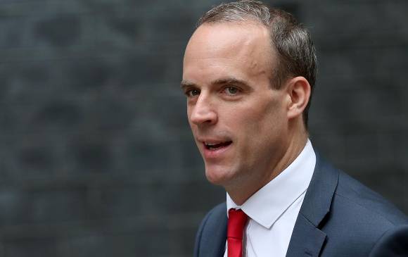 El ministro británico del Brexit, Dominic Raab, volvió a advertir a la Unión Europea de que Reino Unido no pagará la totalidad de la factura de divorcio si no se alcanza un acuerdo sobre su salida del bloque. FOTO AFP