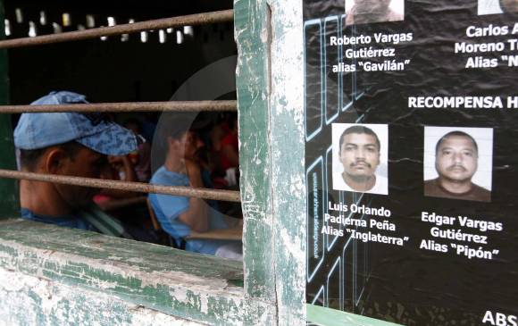 En el municipio de Carepa, donde durante la última década “Inglaterra” consolidó sus redes criminales. La Policía había distribuido afiches pidiendo ayuda para capturarlo. FOTO donaldo zuluaga.