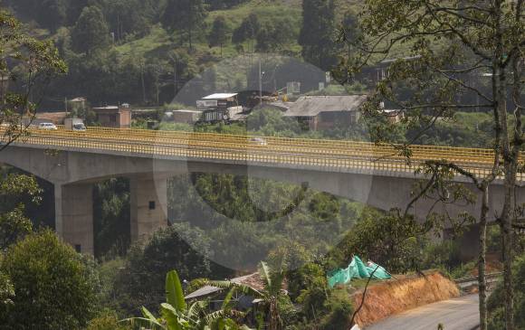 ¿Autopistas 4G con retraso en Antioquia?