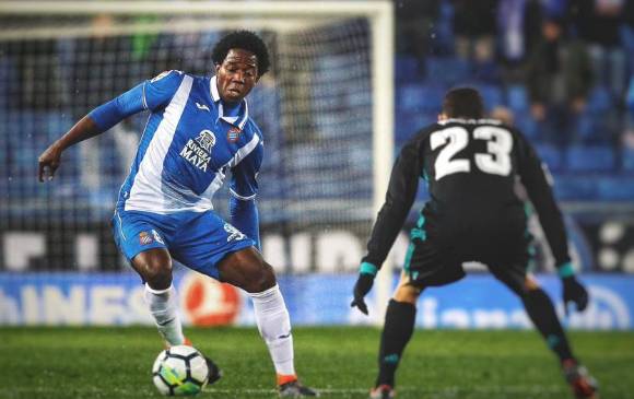 Carlos Sánchez regresa a Inglaterra luego de haber jugado, entre 2014 y 2016, en el Aston Villa. FOTO TOMADA DE TWITTER Espanyol