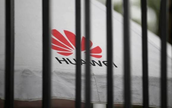 Los usuarios de Huawei podrÃ¡n usar la app de Facebook, ademÃ¡s de otras de las que es dueÃ±o Zuckerberg, como Instagram y WhatsApp, sin ningÃºn problema. FOTO: Reuters