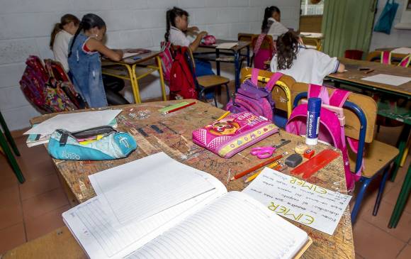 La Gobernación de Antioquia recordó que la educación oficial es gratuita y que es muy importante brindar oportunidades a la niñez. Foto: Juan Antonio Sánchez.