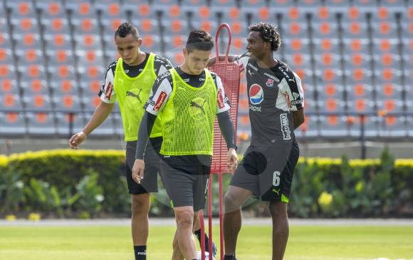 Germán Cano, Rivaldo Correa y Didier Moreno. Este último deberá pagar una fecha de sanción. FOTO Juan Antonio Sánchez