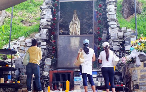 Los cinco santos que adoró la mafia y el sicariato antioqueño