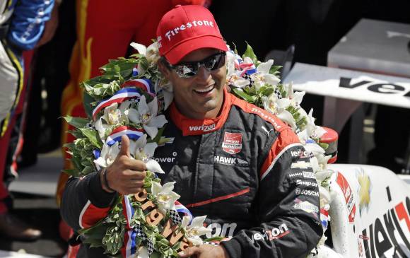 El colombiano, que competirá en las 500 millas de Indianápolis con la escudería Penske, anunció que no será piloto de tiempo completo en la próxima temporada. FOTO AP