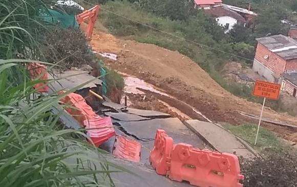Así quedó el tramo de la vía entre Itagüí y el corregimiento San Antonio de Prado, FOTOS: cortesía.