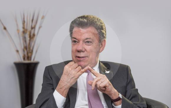 Santos afirma que no lo obsesiona el poder. “Hay otra gente que no se puede desprender del poder. Yo les tengo a esas personas cierta lástima porque son prisioneros”. FOTO Esteban Vanegas