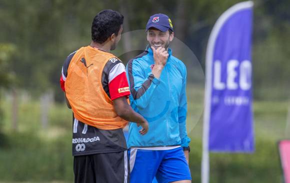 El complemento que han logrado las duplas Christian Marrugo-Juan Fernando Quintero y Juan Fernando Caicedo-Valentín Viola tiene tranquilo al entrenador Zubeldía. FOTO juan antonio sánchez