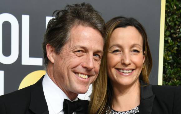 El actor Hugh Grant, el eterno soltero, se casará a finales de este mes de mayo, con Anna Eberstein. Foto AFP