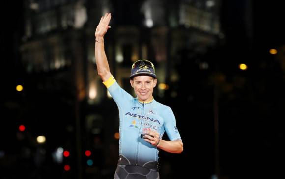 El esfuerzo que hizo Miguel López en la Vuelta a España fue premiado ayer, al ser reconocido como el mejor joven de la prueba. En la alta montaña puso a sudar a los favoritos. FOTO EFE