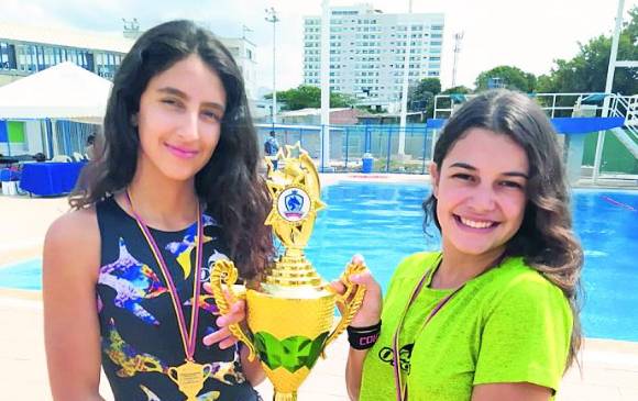 Diana Pineda reinó en el selectivo de clavados en Medellín