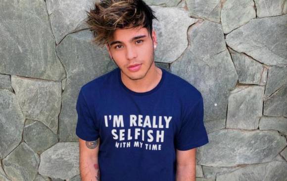 <p><b>1. Sebastián Villalobos </b></p><p>En su cuenta en Twitter, @villalobossebas suma 4.889.402 seguidores y ocupa el puesto 14 del top nacional, que lidera Shakira (@Shakira) con 51.443.006 seguidores.</p> <p><b>1. Sebastián Villalobos </b></p><p>En su cuenta en Twitter, @villalobossebas suma 4.889.402 seguidores y ocupa el puesto 14 del top nacional, que lidera Shakira (@Shakira) con 51.443.006 seguidores.</p>