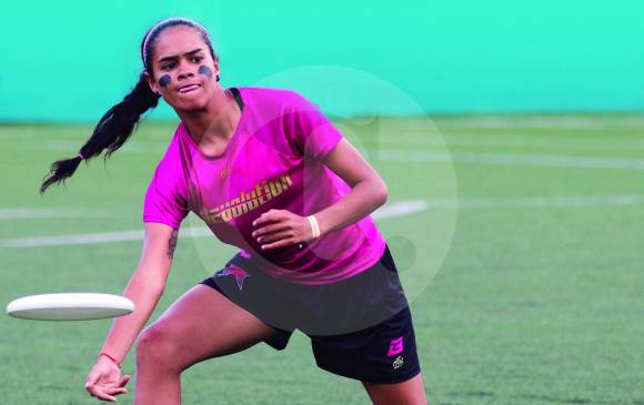 Manuela Cárdenas es una de las jugadoras de Revolution que integra la Selección Colombia sub-24. FOTO edwin bustamante