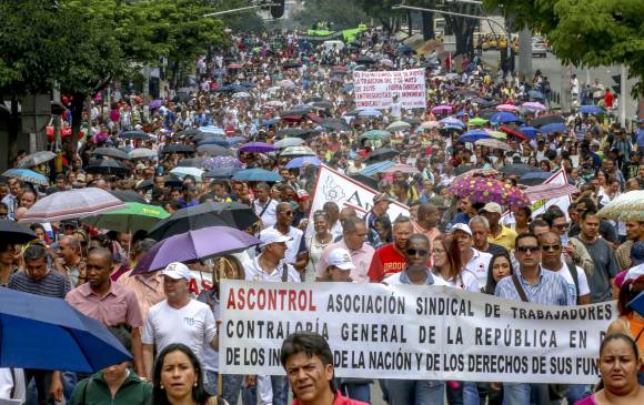 En Medellín, unas 5.000 personas participaron en las protestas del paro nacional, según informó la Secretaría de Seguridad. Las centrales sindicales calcularon que en el país fueron más de 40 mil los manifestantes en la jornada pacífica. FOTO juan antonio sánchez 