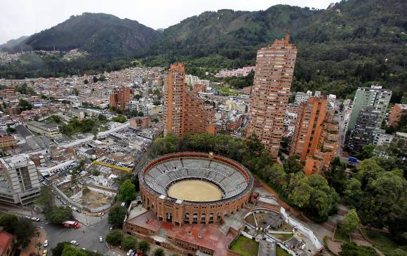 El Concejo de Bogotá prohibió que, en las corridas de toros, muera o se maltrate de cualquier forma al animal. FOTO Colprensa