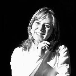 ¡A ESTORNUDAR AL ATRIO!