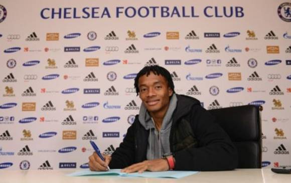 El colombiano firmó por cuatro años y medio a cambio de casi 36 millones de euros. FOTO CORTESÍA CHELSEA