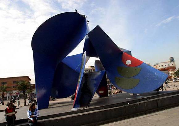 Foto archivo Colprensa - El artista falleci&#243; a las 11:40 de la noche del jueves 11 de octubre. En la foto su obra Mariposa.