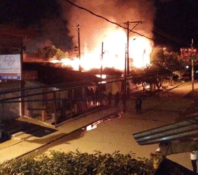 Queman alcaldía de Nechí en medio de disturbios