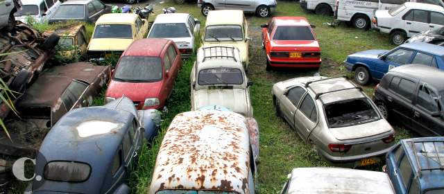 Remate de vehículos aún no se concreta