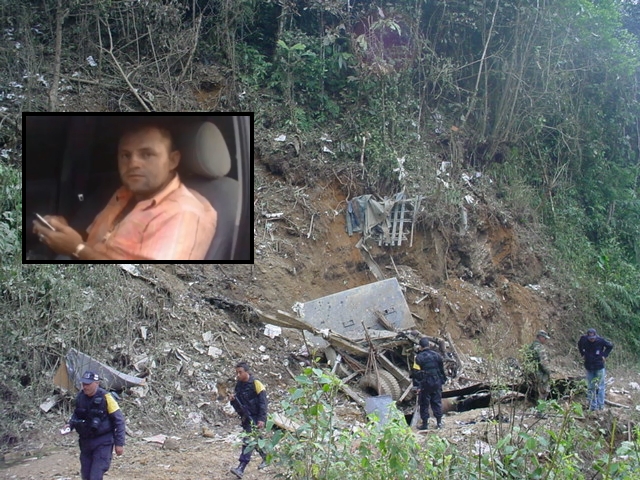 Así quedó el camión en el que se desplazaban los 10 detectives y seis militares que iban a capturar a “Megateo” (recuadro), en Hacarí, Norte de Santander. FOTOS: CORTESÍAS