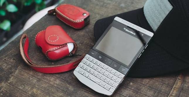 La participación de Blackberry en el mercado mundial de celulares se ha reducido a cero. Foto: Thai Nguyen vía Unsplash