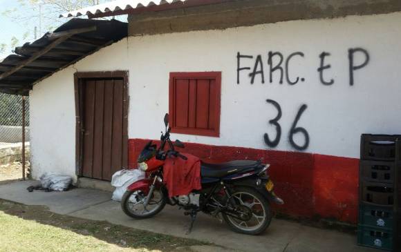 Las disidencias de las Farc han impuesto medidas de control social y de movilidad a los habitantes de varias veredas de Briceño e Ituango. La población civil denuncia las afectaciones. FOTO cortesía