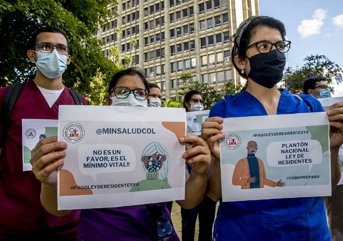 Con la protesta, los profesionales de la salud le exigieron al Ministerio de Salud mejoras en el Sistema Nacional de Residencias Médicas (SNRM). FOTO JUAN ANTONIO SÁNCHEZ OCAMPO