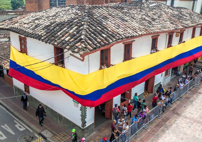 Hoy los colombianos estamos de Fiesta. Celebramos los 210 años del grito de la independencia. FOTO: Juan Antonio Sanchez