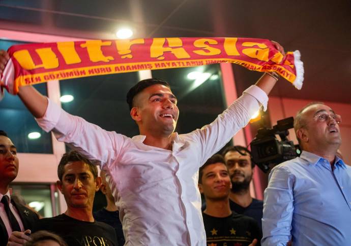 A sus 33 años, Falcao integrará su sexto equipo en Europa después de jugar con el Porto (Portugal), Atlético de Madrid (España), Mónaco (Francia), Manchester United y Chelsea (Inglaterra). De clubes de grandes ligas solo le falta Italia. Foto: AFP