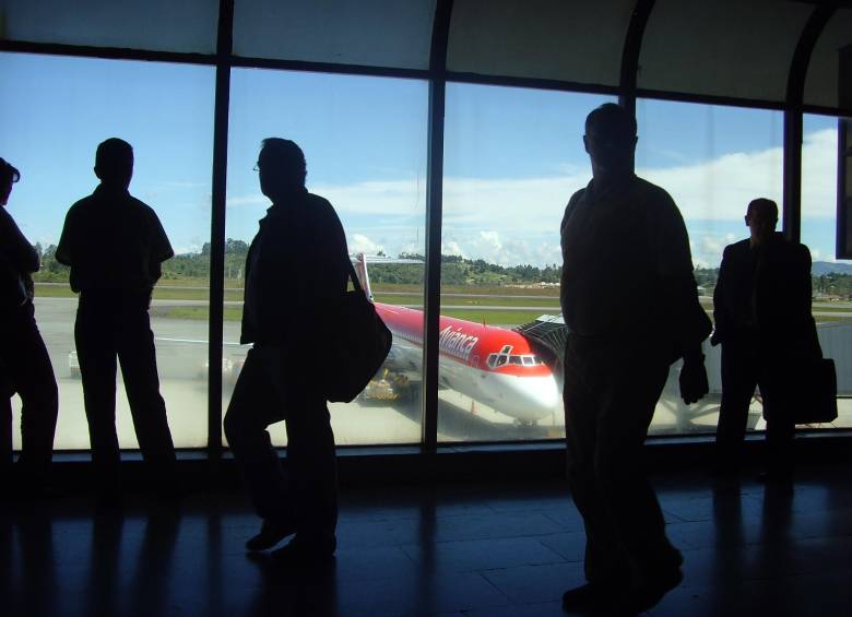 Tiquetes aéreos sube tarifa administrativa