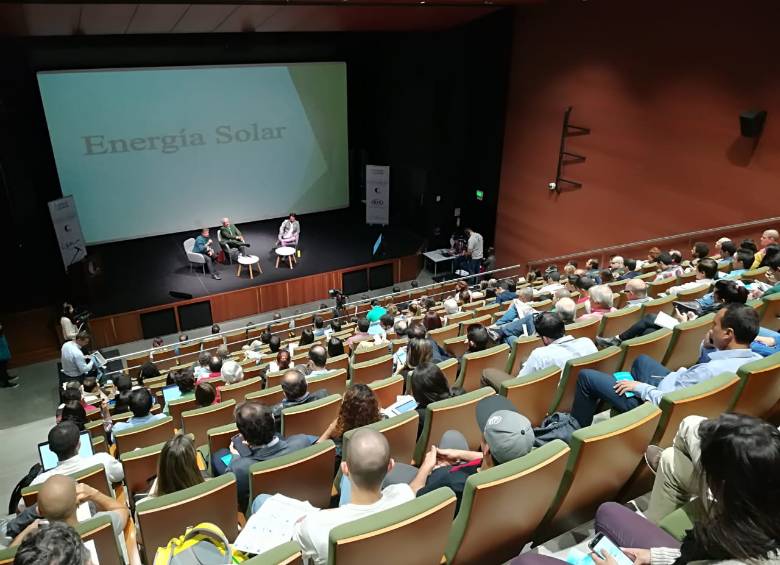 Este miércoles se realizó el segundo Foro de Ecomovilidad de EL COLOMBIANO. FOTO: MANUEL SALDARRIAGA