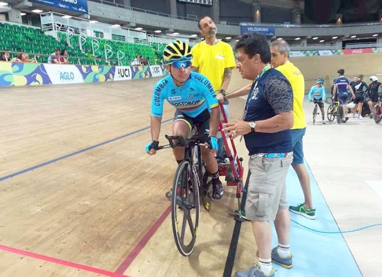 Alejandro Perea vivía ayer el drama de saber que lo descalificaron de la prueba de C1 en Brasil. FOTO cortesía mundial paraciclismo
