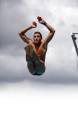 Alejandro Arias, en trampolín 3 metros. Colombia podría sumar cuatro oros más en este deporte. FOTO juan antonio sánchez