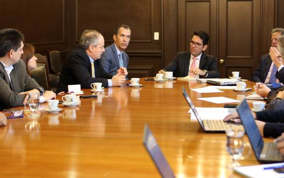 El Ministerio de Agricultura anunció recursos por unos 3.000 millones de pesos para apoyar la cosecha algodonera de 2018. FOTO: Cortesía Ministerio de Agricultura.