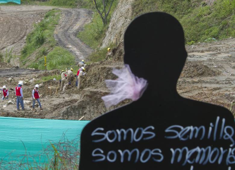La fecha para la cumplimiento del proceso de excavación en la búsqueda de desaparecidos en La Escombrera, en el polígono uno, llegó a su fin. FOTO Robinson Sáenz 