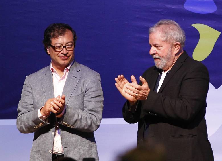 Gustavo Petro habló frente a líderes de izquierda como Lula y Mujica. FOTO: JAIME PÉREZ