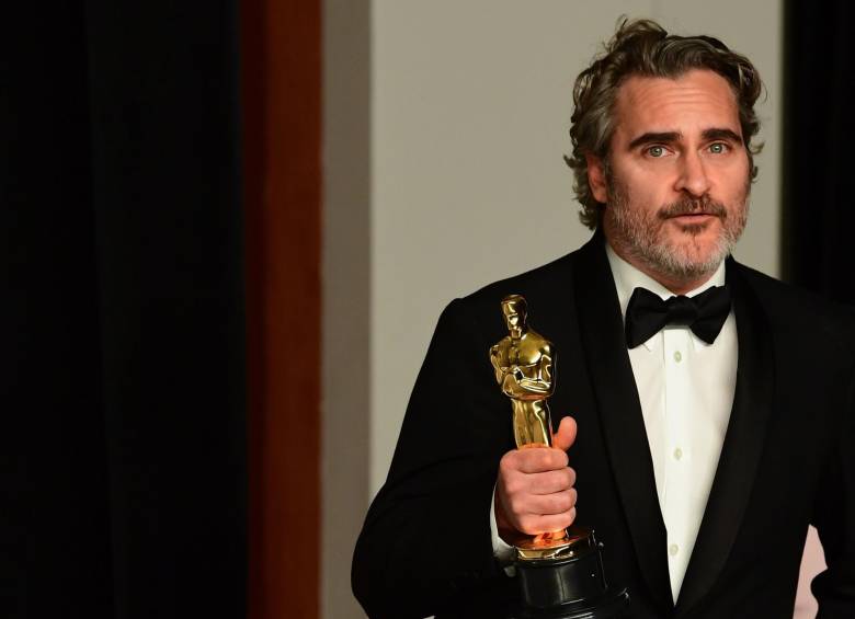 Joaquin Phoenix ganó por Joker como Mejor actor. Recordó a su hermano fallecido. FOTO AFP