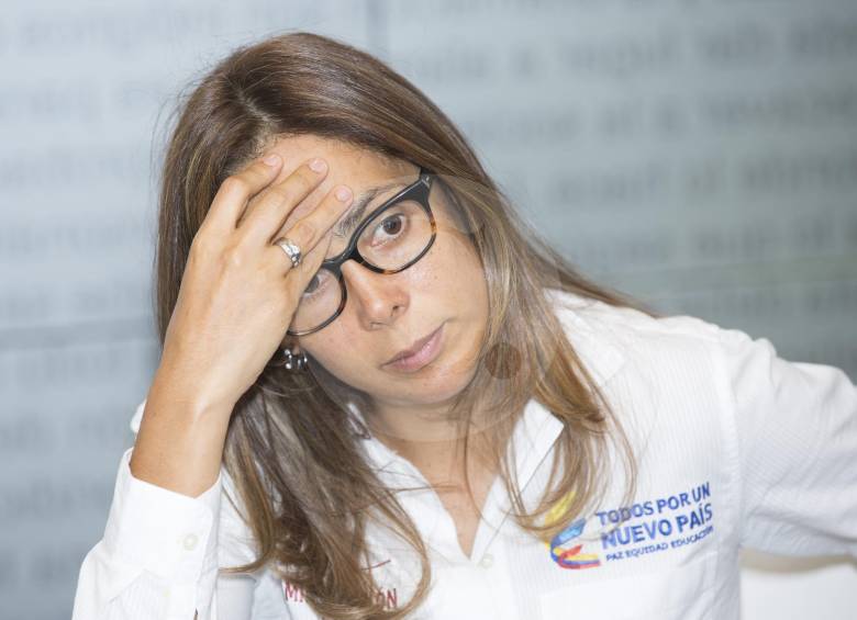 La ministra de Educación Gina Parody se va dejando uno de sus programas bandera: Ser Pilo Paga. Indicó que en este momento esta iniciativa beneficia a más de 20.000 estudiantes. FOTO edwin bustamante