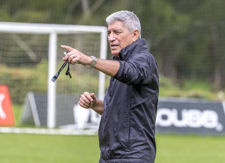 El técnico Octavio Zambrano fue anunciado como nuevo entrenador del Deportivo Pasto. FOTO JUAN ANTONIO SÁNCHEZ