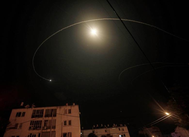 Misil interceptor disparado por Israel. FOTO: EFE