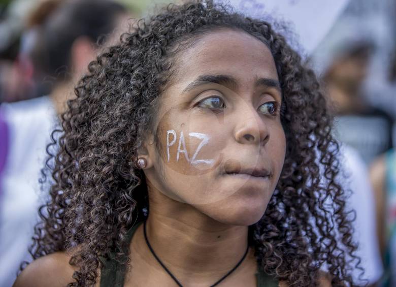 Involucrar a los jóvenes que han vivido de una u otra manera la guerra permitirá tener una visión más humana de cómo reducir la violencia, confía Unicef. FOTO juan antonio sánchez