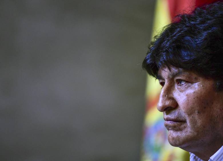 Políticos que respaldan al expresidente de Bolivia Evo Morales son perseguidos por el gobierno, según estudio. FOTO: AFP