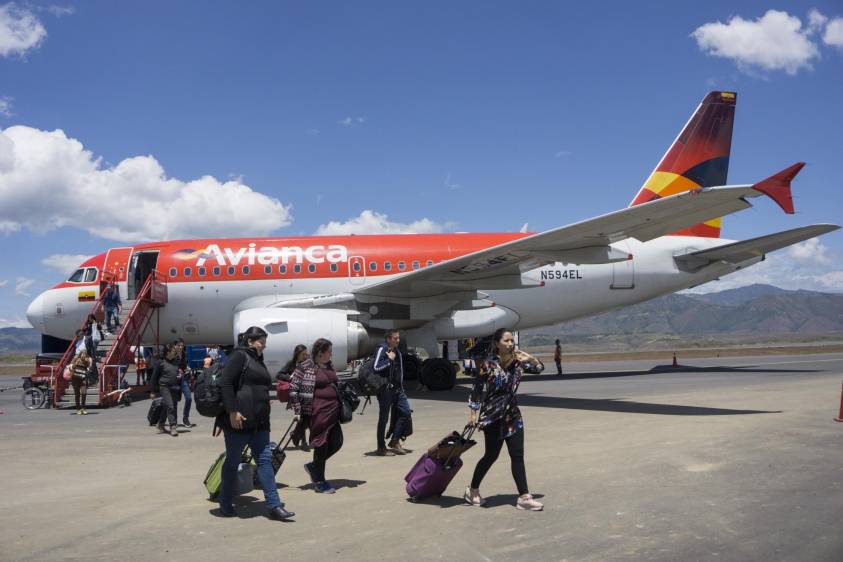 avianca costo maleta extra