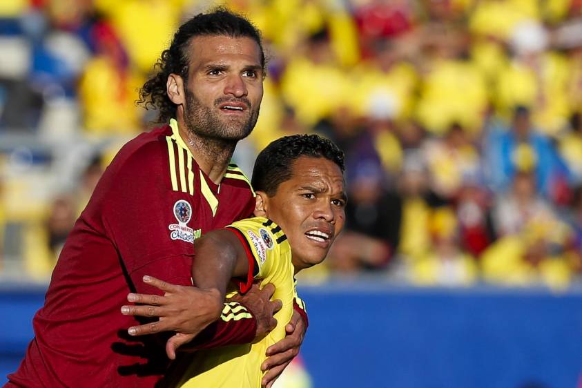 Venezuela llegó con más peligro y volvió figura al guardameta David Ospina. FOTO COLPRENSA