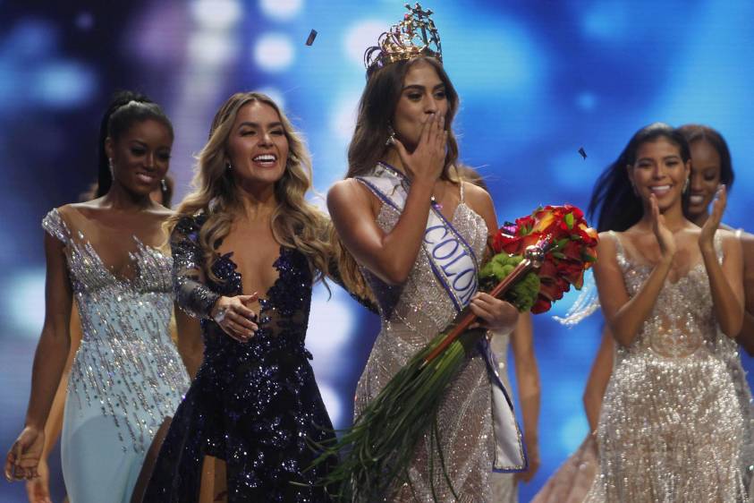El evento se celebró en la noche del domingo en la capital antioqueña. FOTO EFE