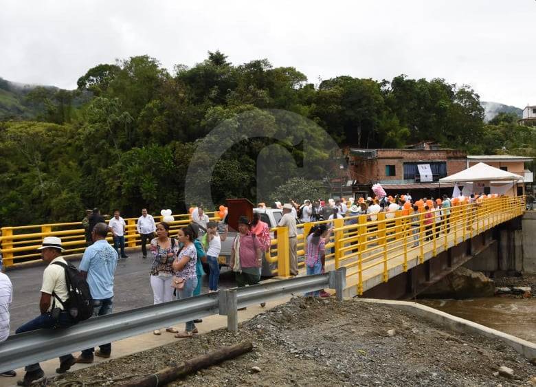 El nuevo puente reactivará la economía de la zona. FOTO CORTESÍA GOBERNACIÓN