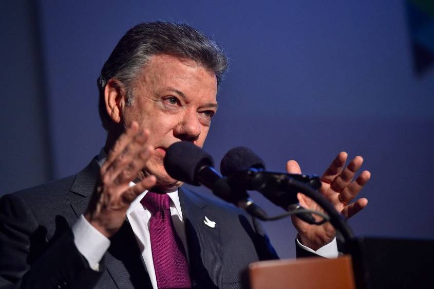 El presidente de la República, Juan Manuel Santos, afirmó este miércoles que no es cierto que algunas de las partes se hayan parado de la mesa. CORTESÍA PRESIDENCIA