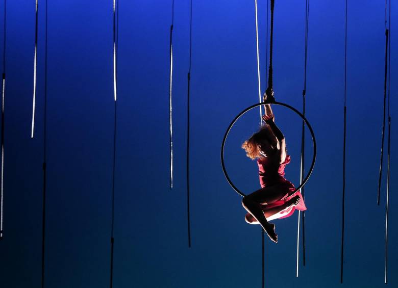  Per Te, obra sueca de circo contemporáneo en la que Daniele Finzi Pasca rinde homenaje a su esposa Julie Finzi. 