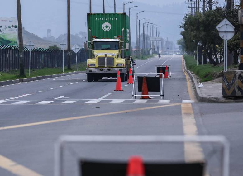 La cuarentena permite la movilización de carga en el país. FOTO COLPRENSA